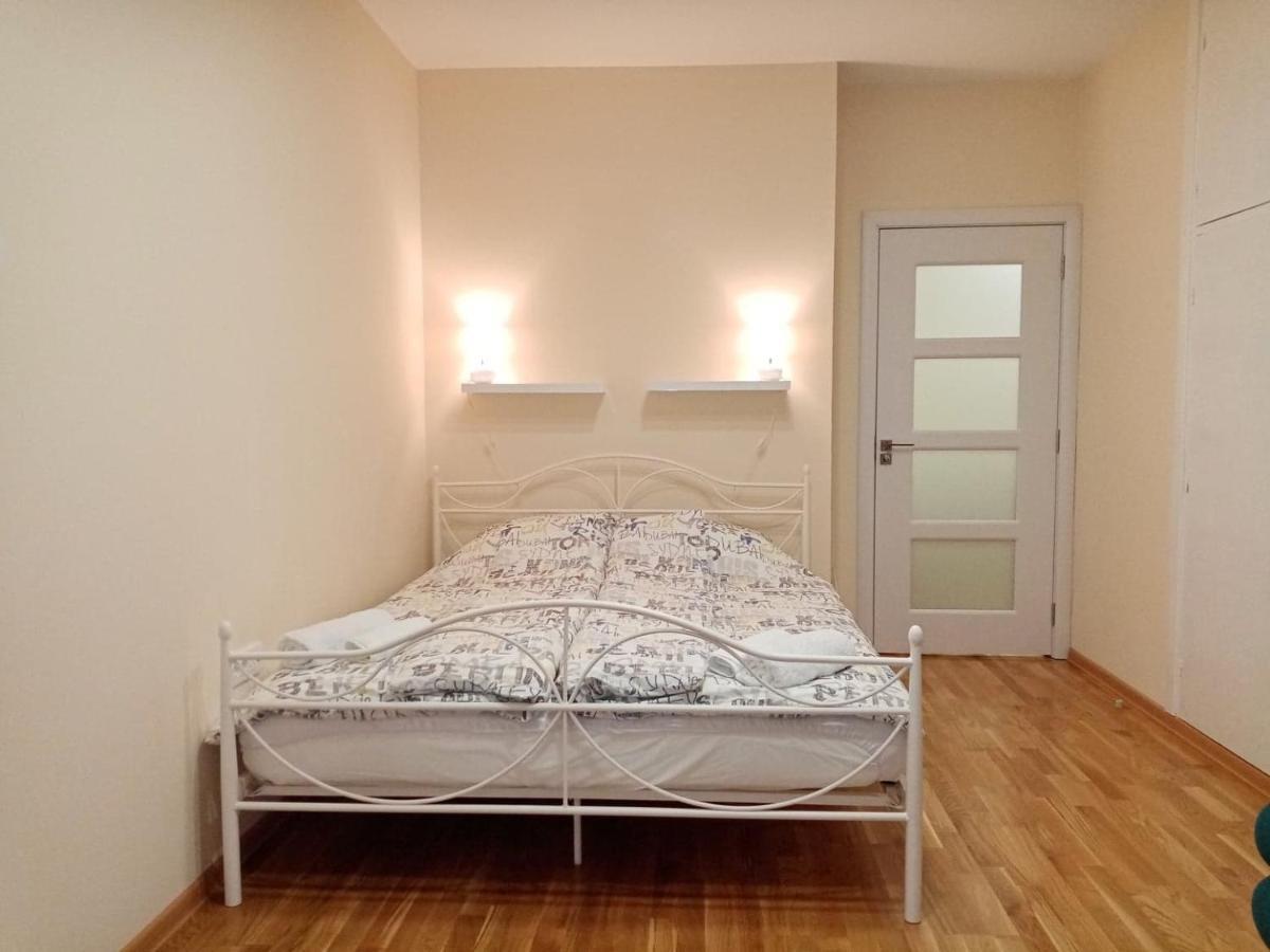 Apartment Marija Belgrad Exteriör bild