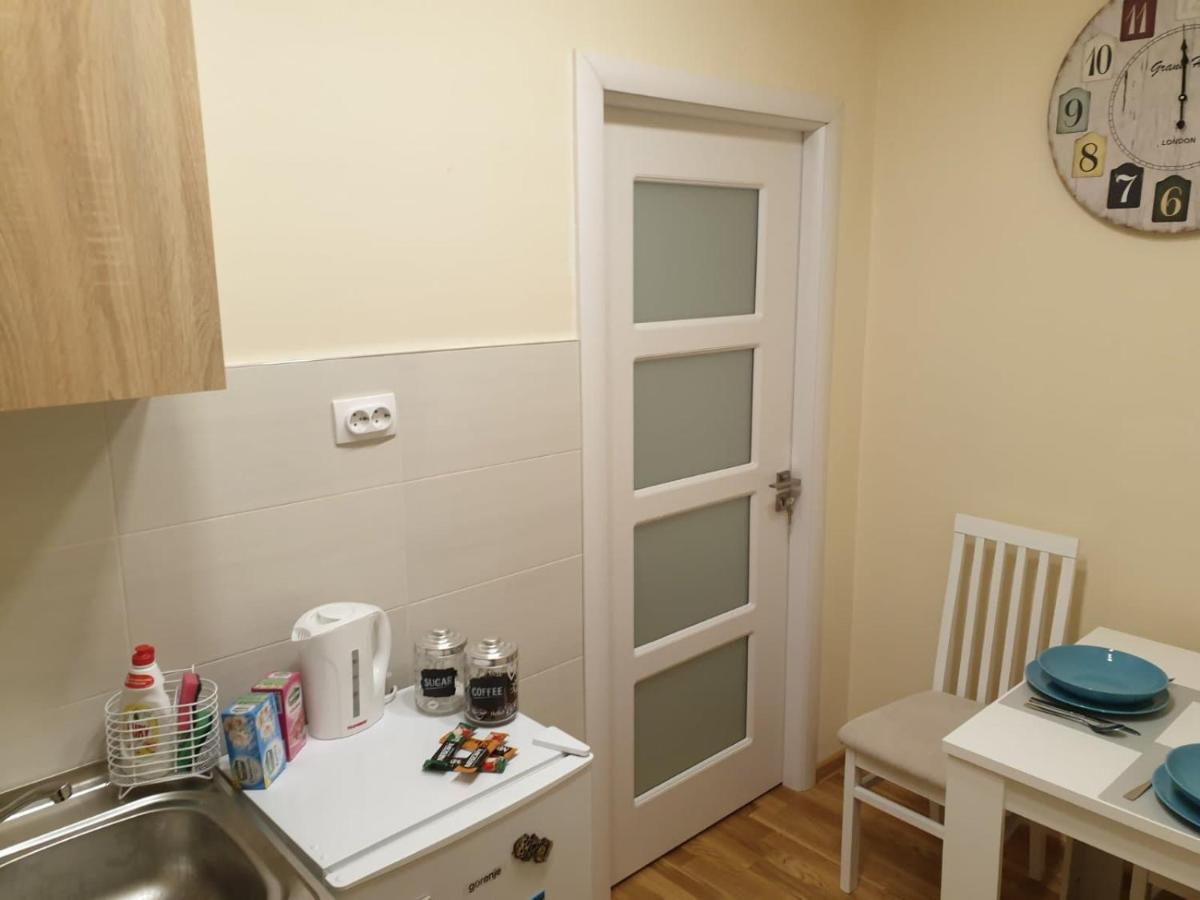 Apartment Marija Belgrad Exteriör bild
